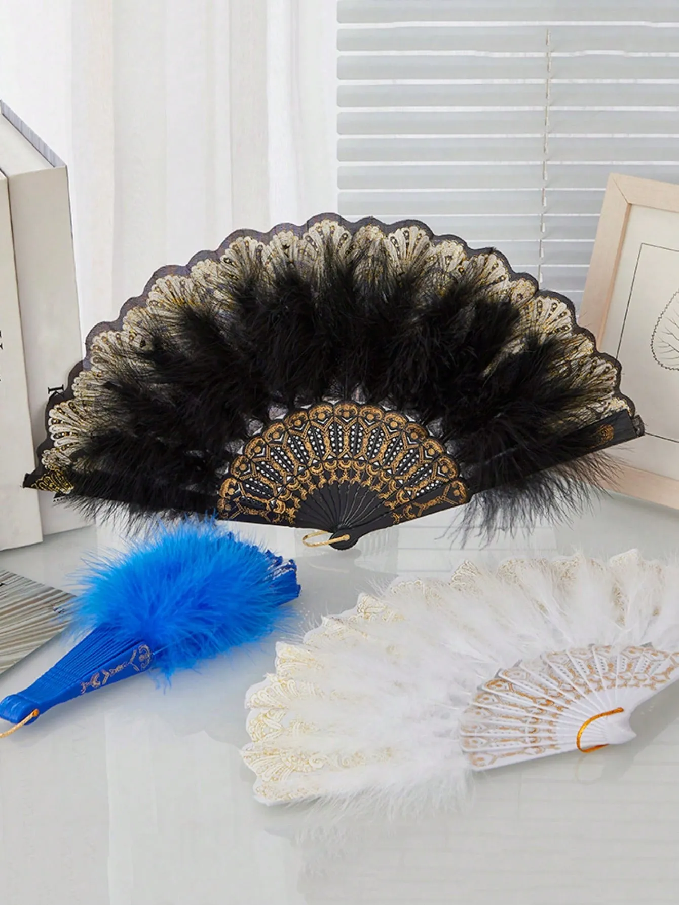 1pc Feather Fan, Ostrich Feather Folding Fan For Dance Performance And Photoshoots, European-Style Palace Fan For Tea Parties, Bridal Hand Fan, Lolita Decorative Fan