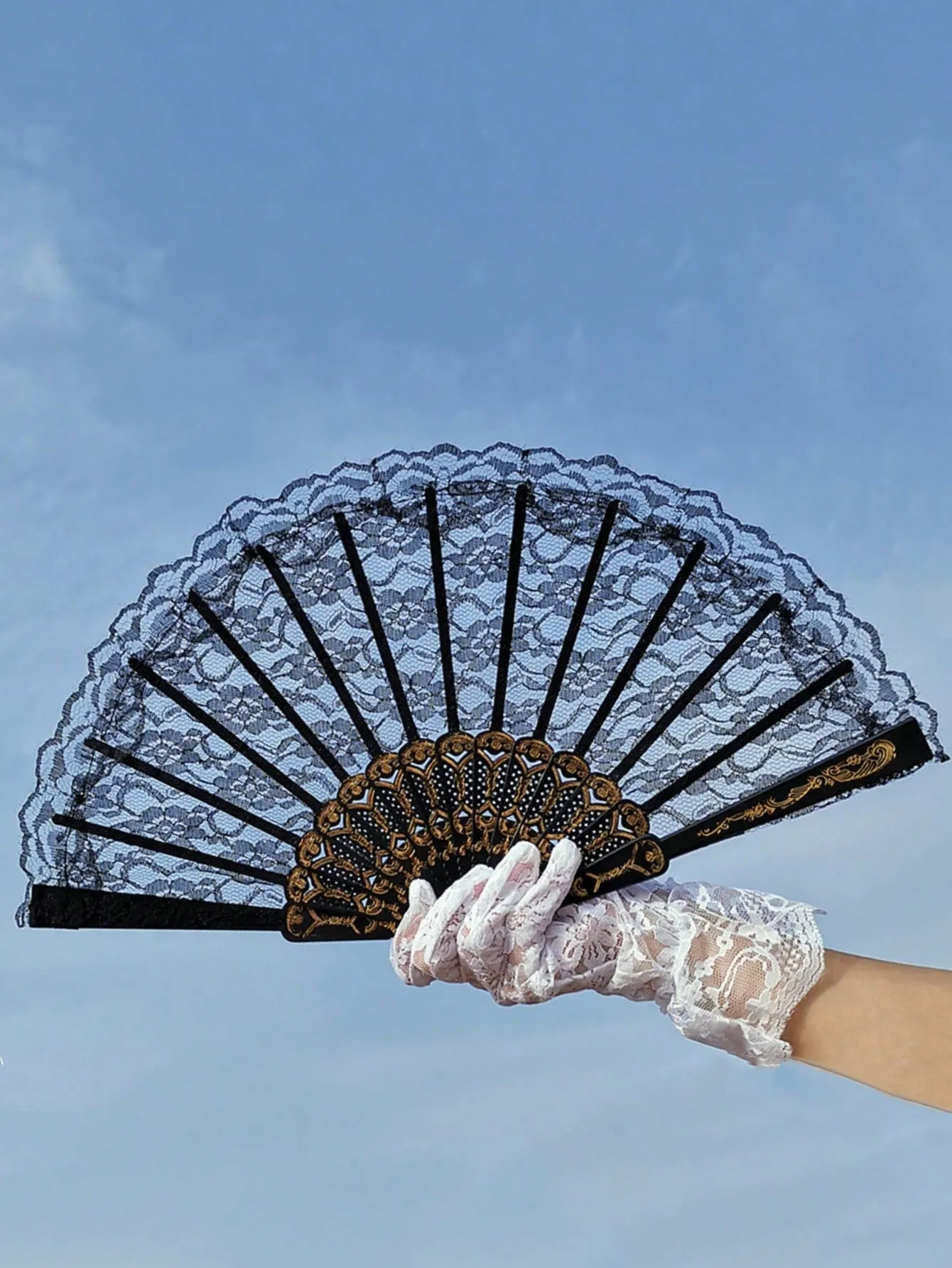 1pc Feather Fan, Ostrich Feather Folding Fan For Dance Performance And Photoshoots, European-Style Palace Fan For Tea Parties, Bridal Hand Fan, Lolita Decorative Fan