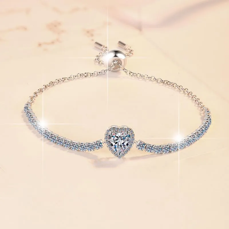 55. S925 Sterling Silver  Heart-Shaped Starry Sky Bracelet Synthetic Moissanite Bracelet