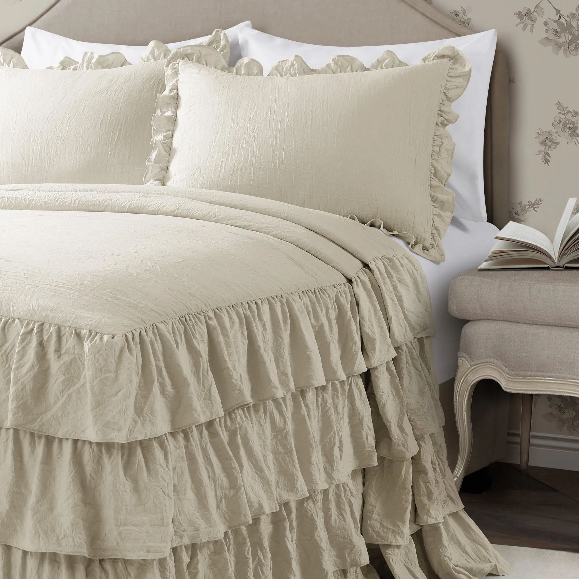 Allison Ruffle Skirt Bedspread Set