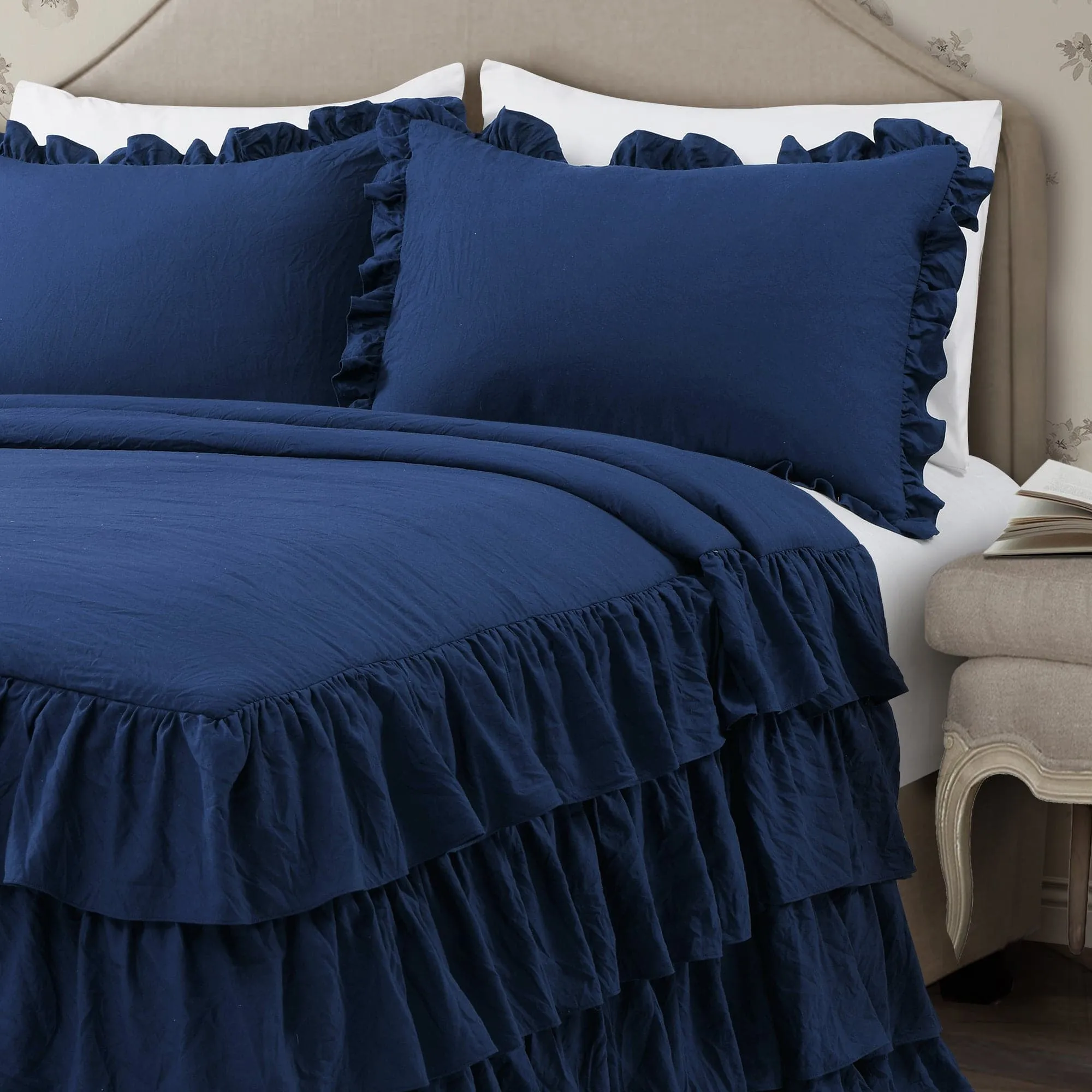 Allison Ruffle Skirt Bedspread Set