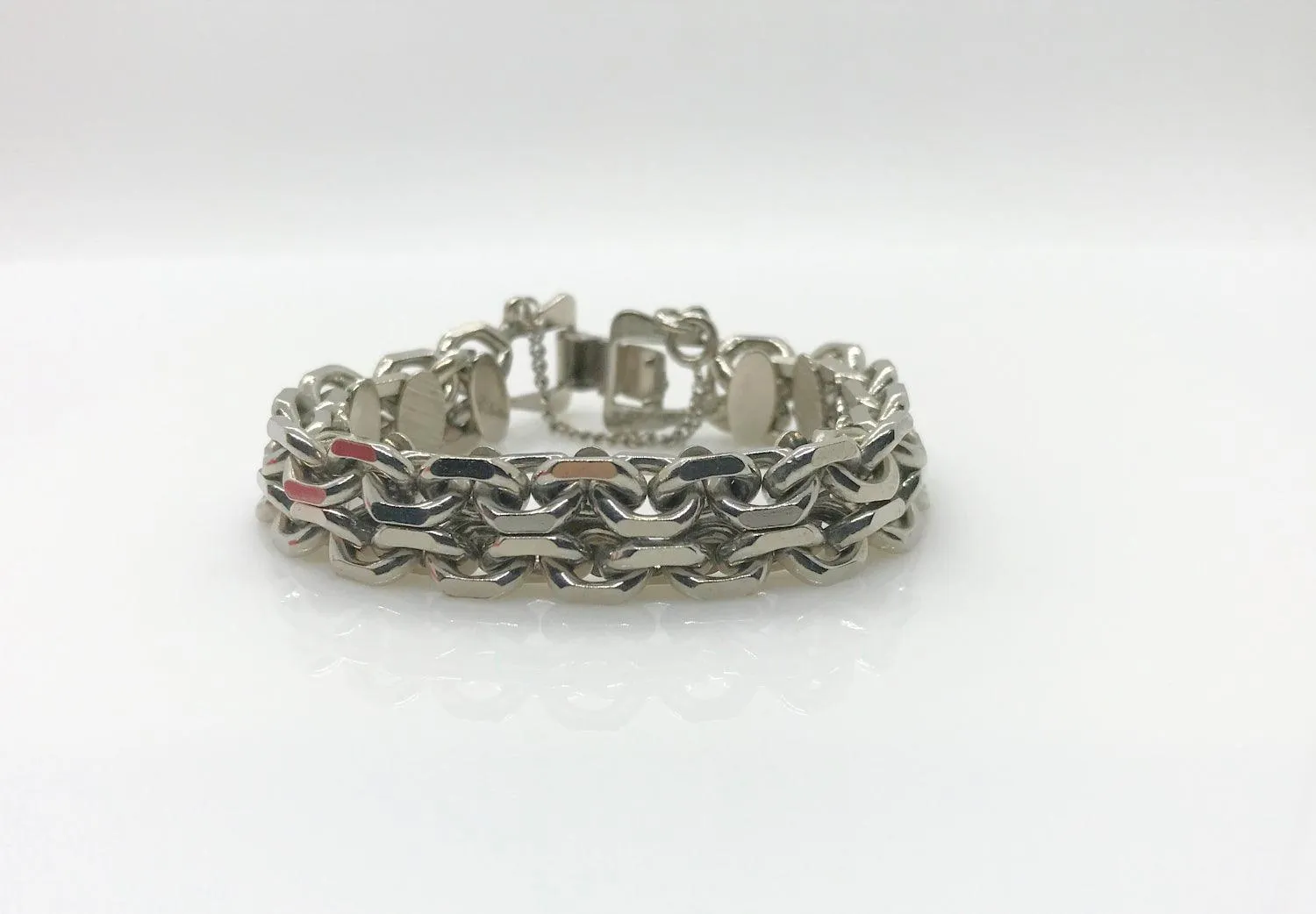 Beautifully Sleek Silver Link Bracelet