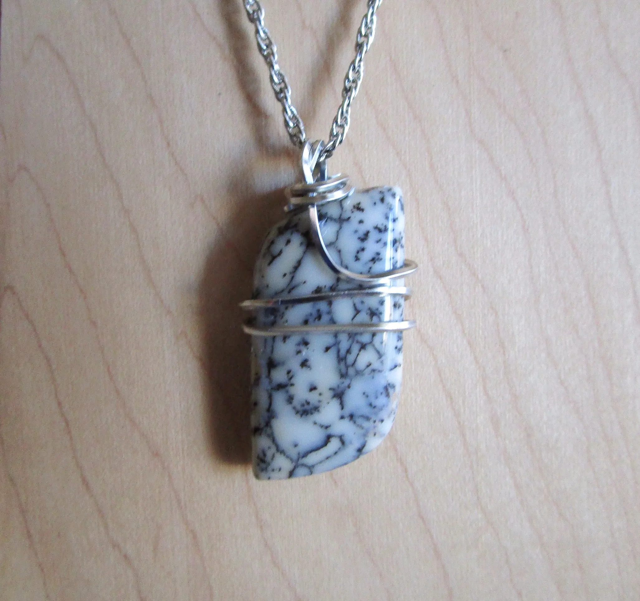 Dendrite Agate Natural Wire Wrapped Crystal Pendant Necklace