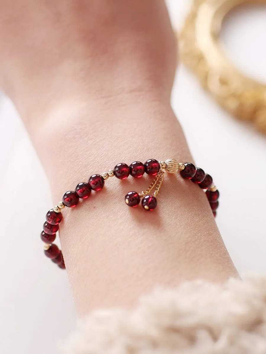 Fashion Retro Ladies Simple Garnet Bracelet