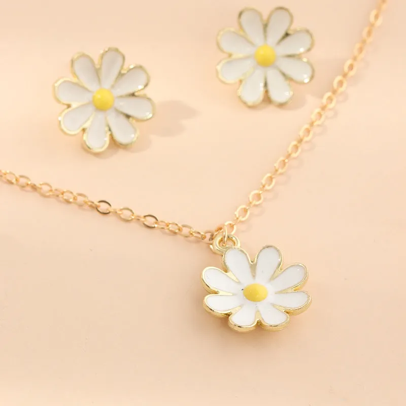 Fashion Small Daisy Sweet Flower Necklace