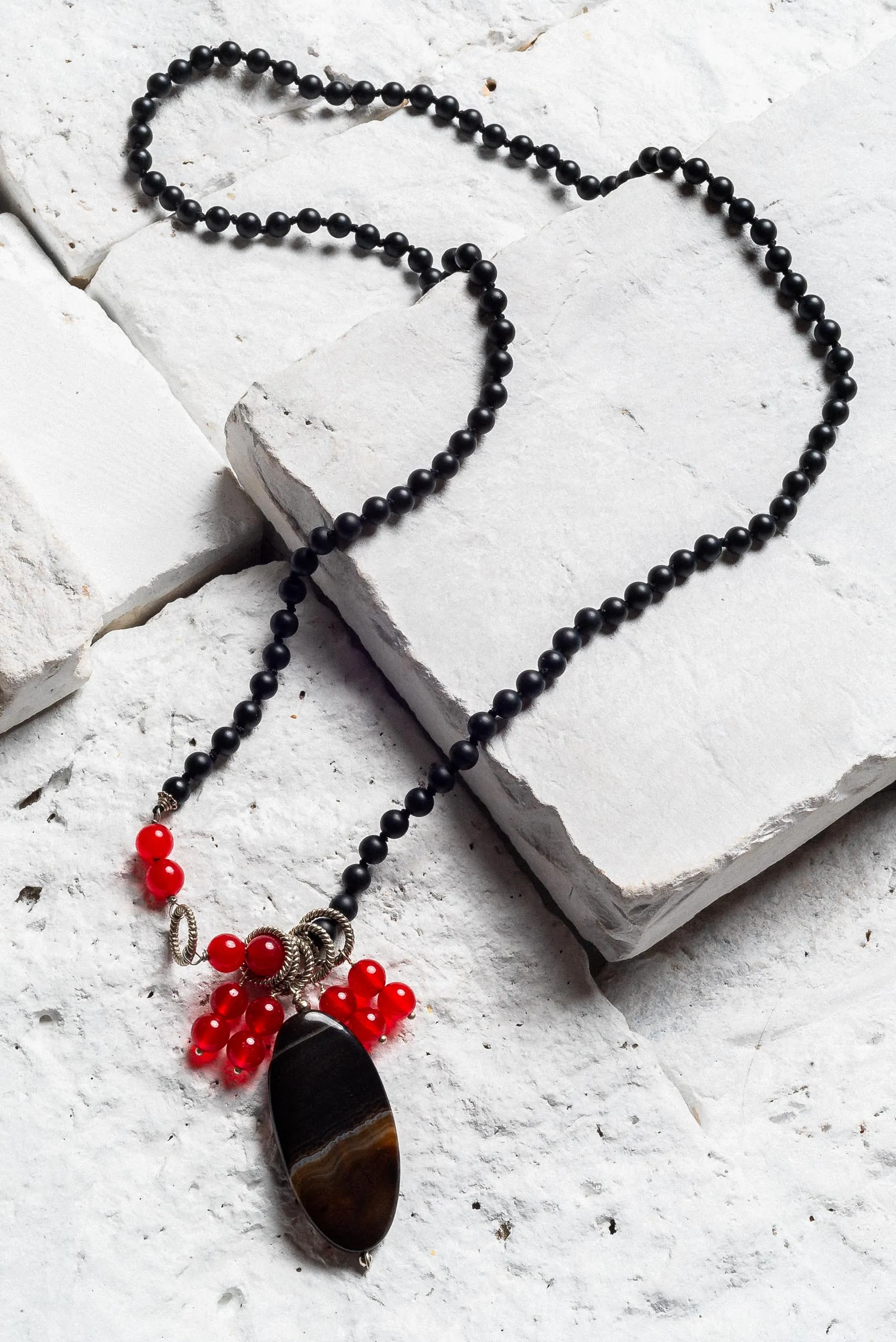 Livvy Black   Red Necklace