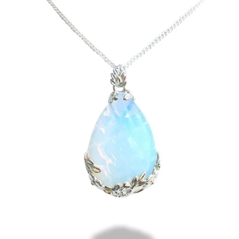 Natural Crystal Tear Drop Flower Necklace