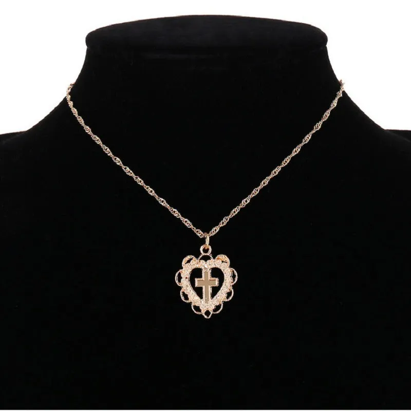 Necklace alloy peach heart