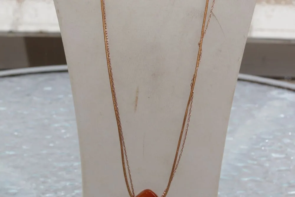 ORANGE AGATE PENDANT