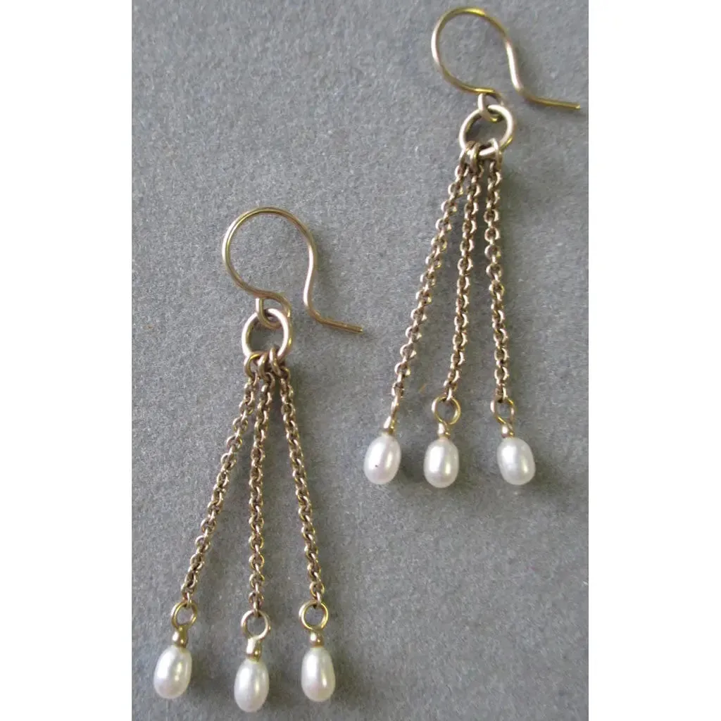 Pearl & Chain Earrings ER60YG by Richelle Leigh