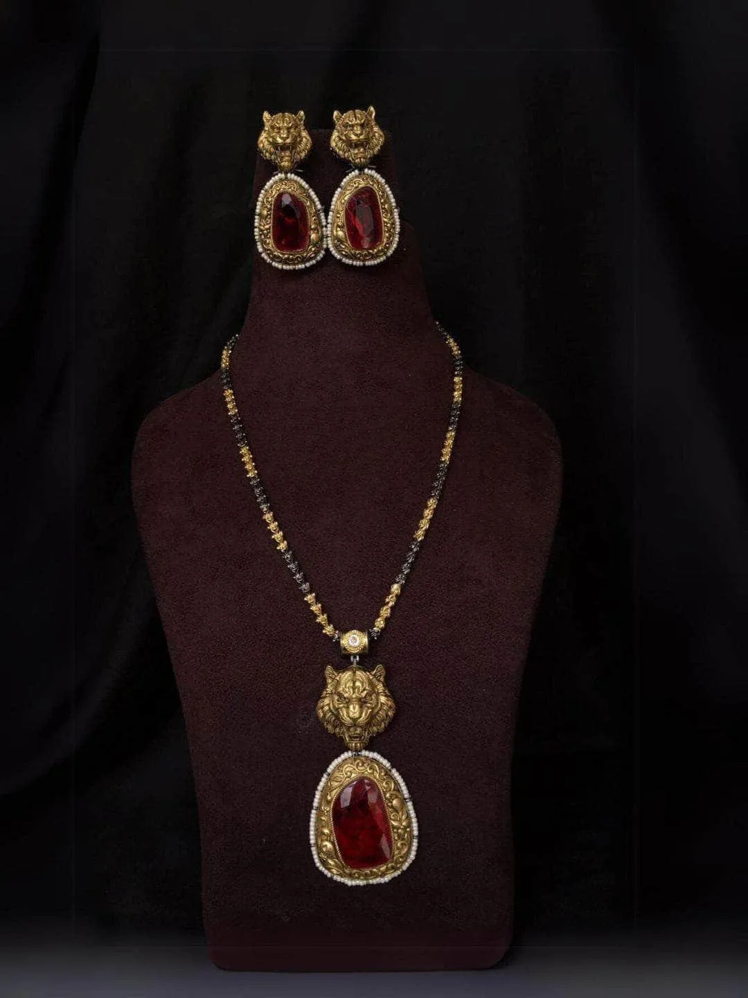 Sabyasachi Inspired Premium Pendant Set