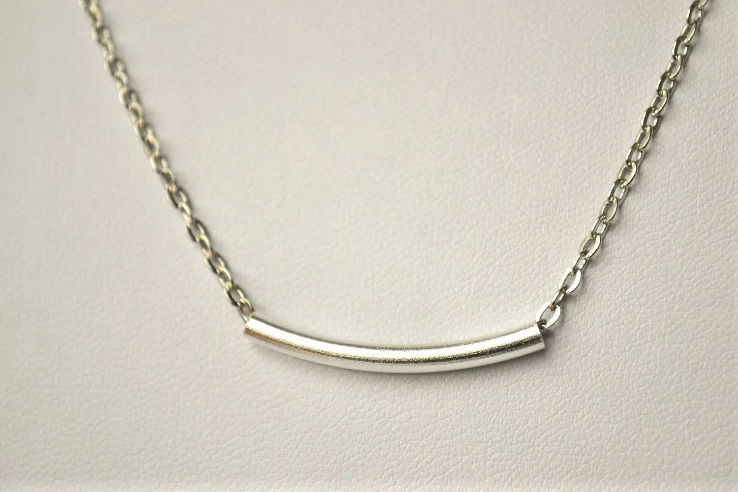 Silver bar necklace for women, stainless steel chain