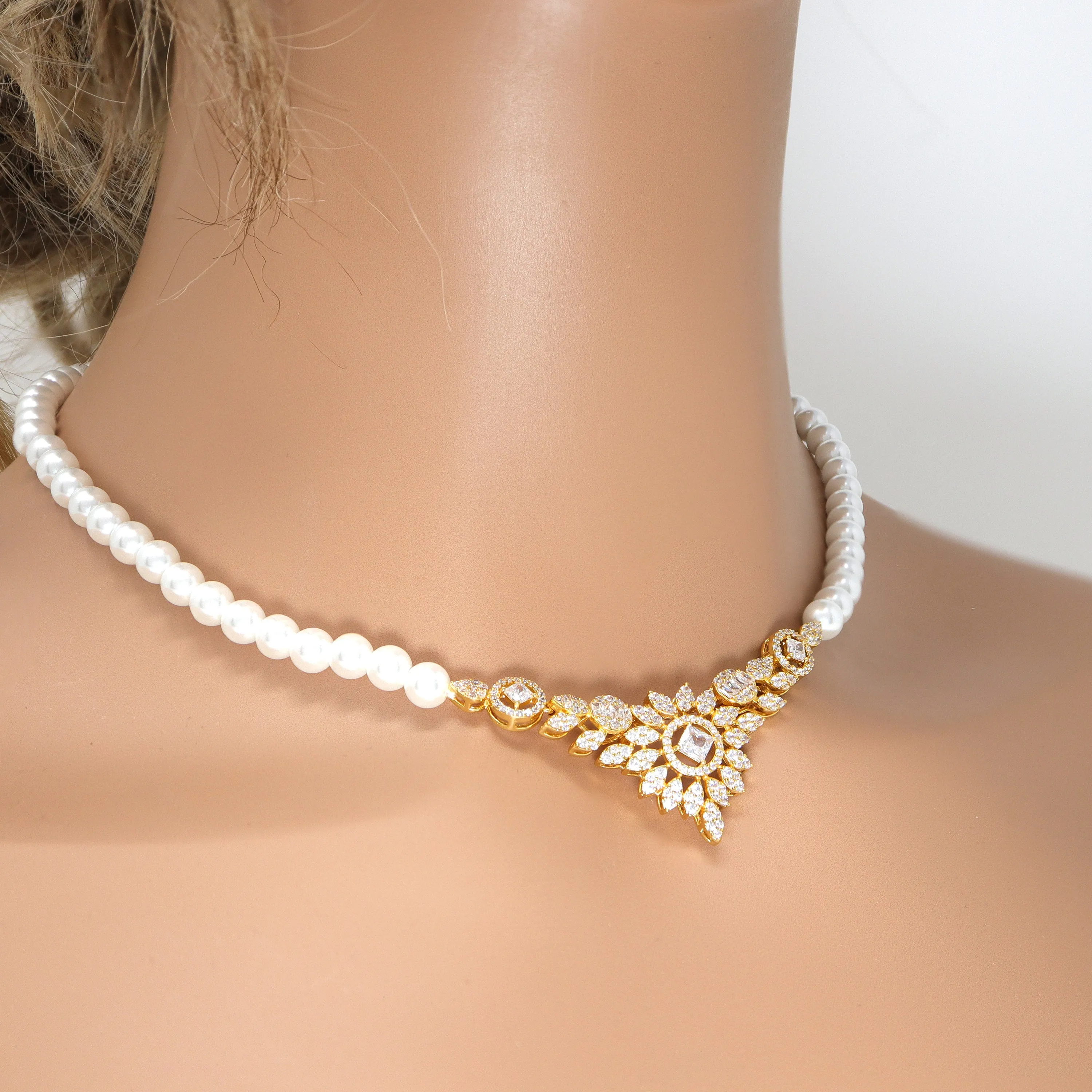 Swarovski Crystal V-Shape Flower and Pearl Statement Diamond/Crystal Necklace Set, Bridal Necklace Set, Bridal Jewelry, Statement Necklace