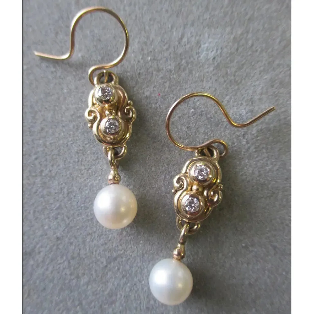 Swirl Bridal Earrings ER111YG by Richelle Leigh