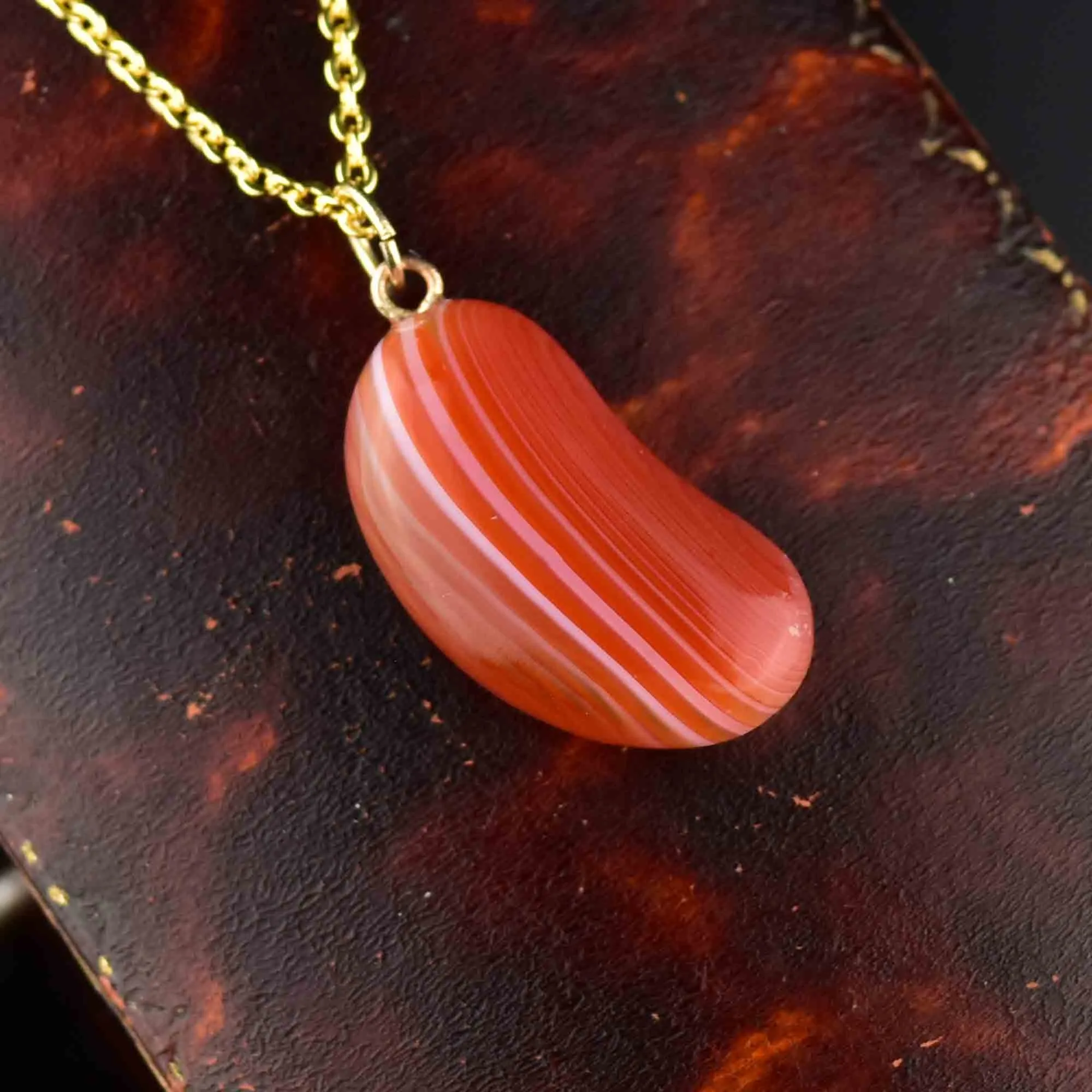 Vintage Gold Banded Agate Bean Pendant Necklace