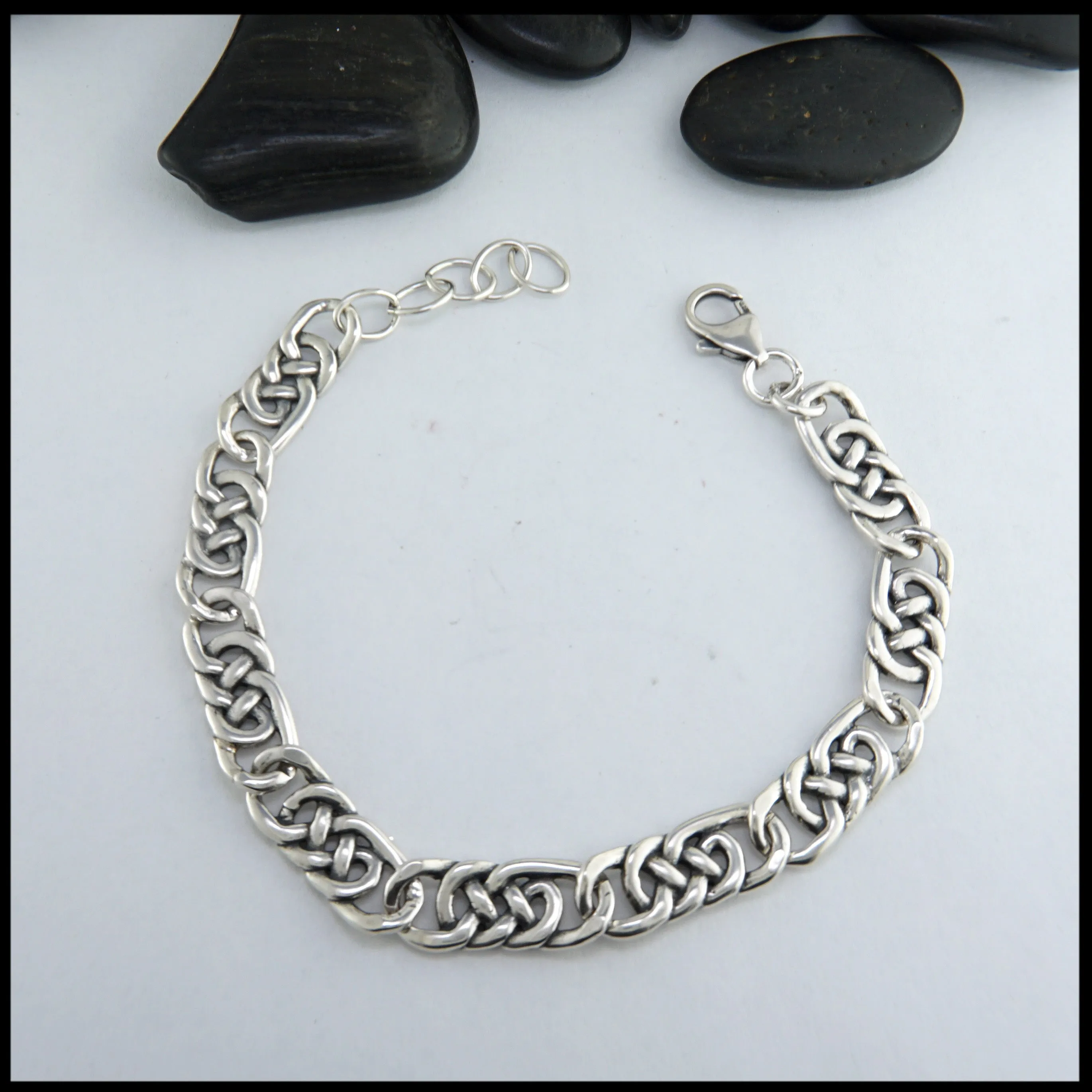 Wide Josephine Knot Link Bracelet